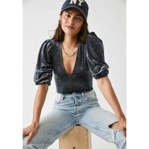 Free People Don't You Wish Velvet Bodysuit Size Small Plunging Gray Blue New